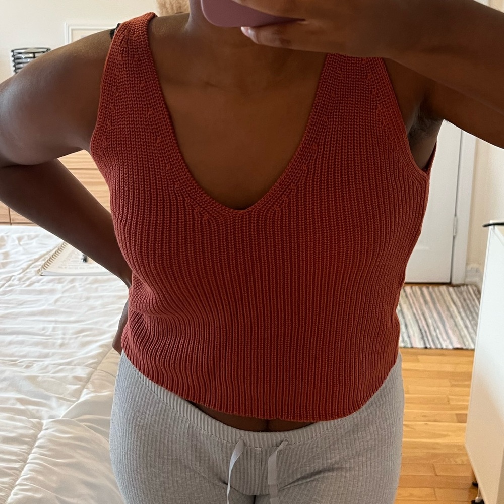 Knit Tank - Picture 2 of 3